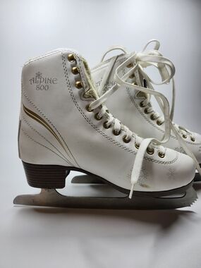 Alpine White Women's Figure Ice Skates with Gold Accents Sz9